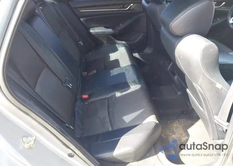 2018 Honda Accord Sport z USA, uszkodzony, nr VIN 1HGCV1F3XJA192420